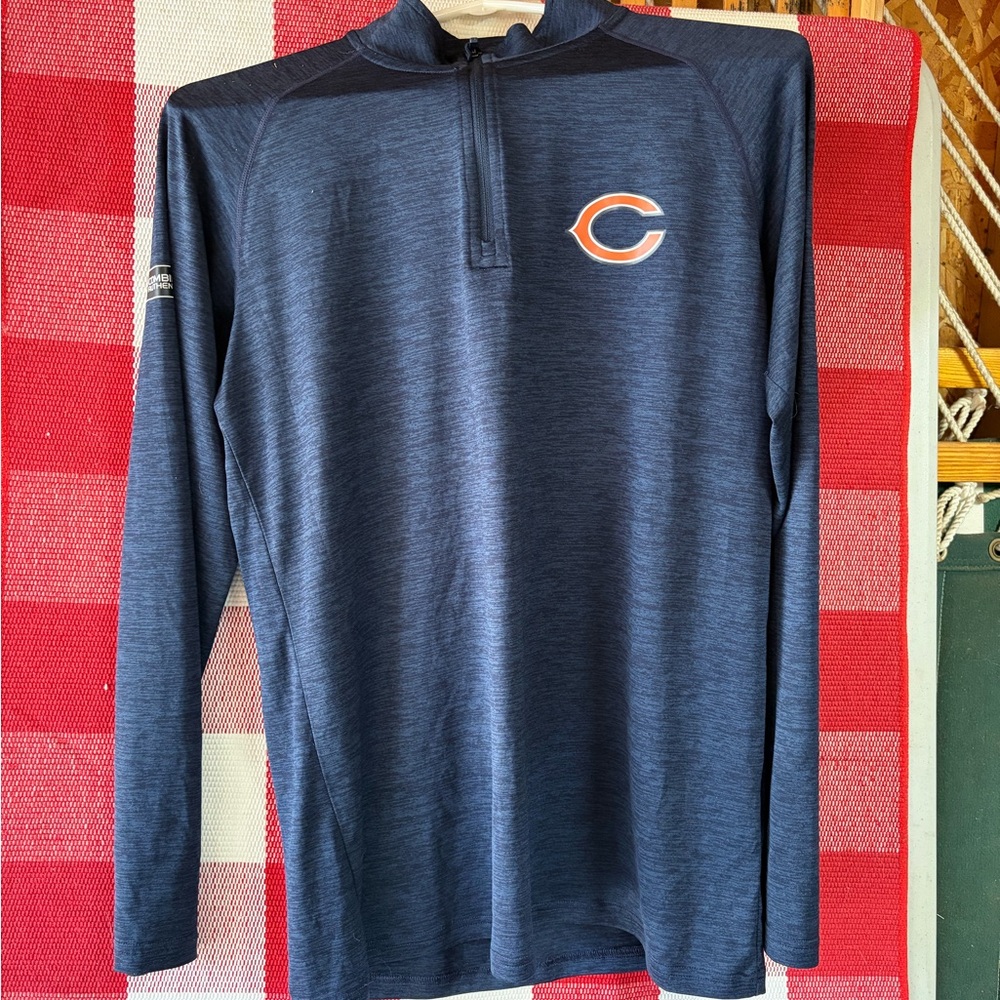 Chicago Bears Under Armour Heather navy HeatGear 1/4 zip, size S.